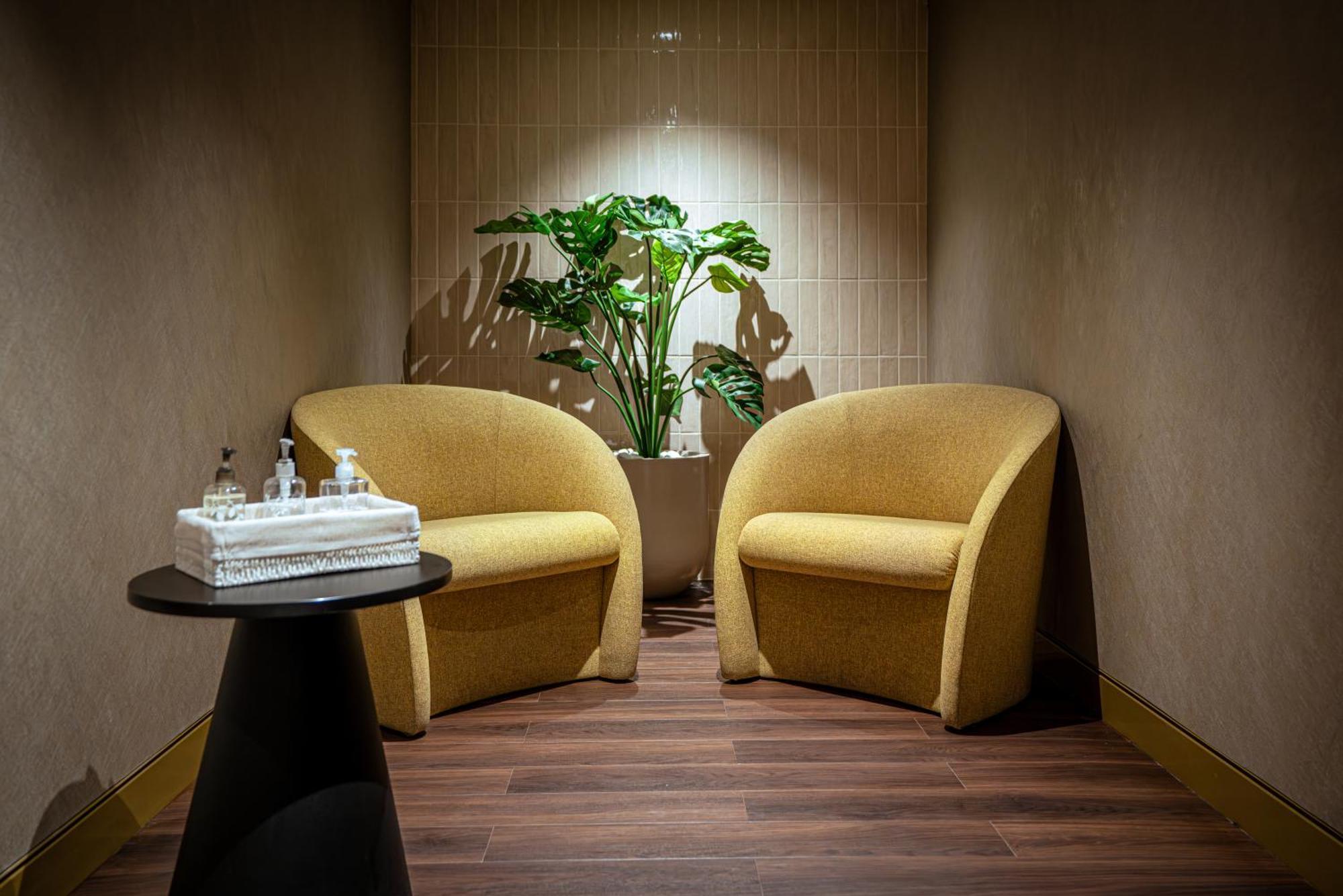 Auhotel -Zayed International Airport-Located In Transit Area -Onwards Boarding Pass Required 阿布扎比 外观 照片